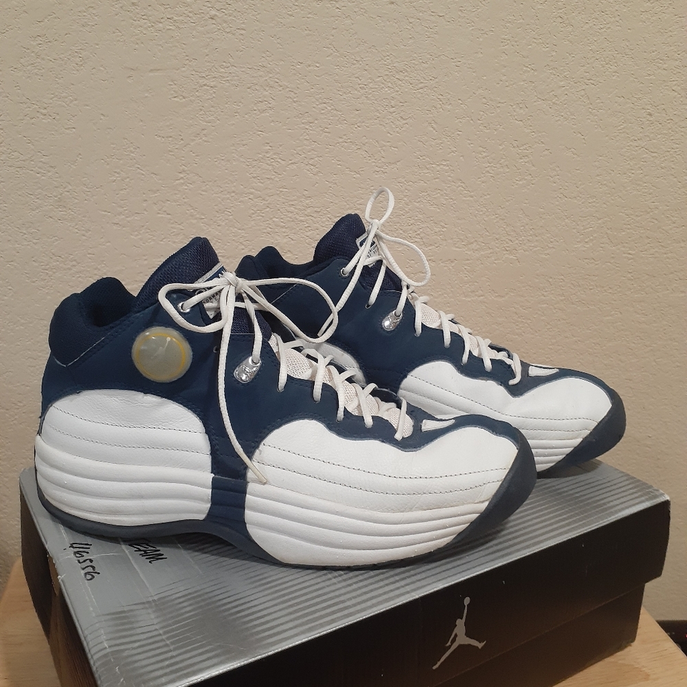 Jordan Team - Picture 3 of 4